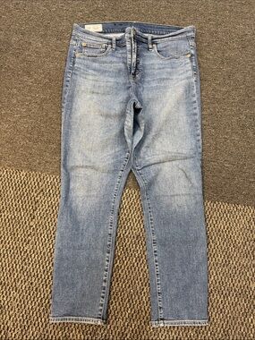 GAP High Rise Women's Jeans - Light Blue Wash